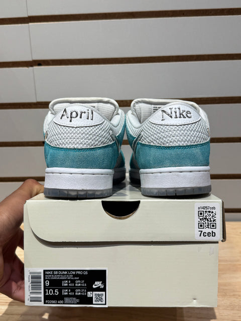 Nike SB Dunk Low April Skateboards Sz 9M