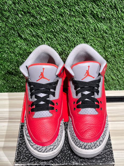 Jordan 3 Retro SE Fire Red (GS)