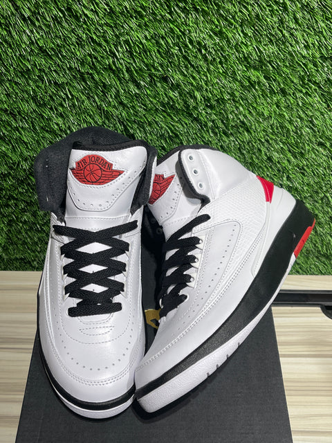 Jordan 2 Retro OG Chicago (2022) Sz 5.5Y (GS)