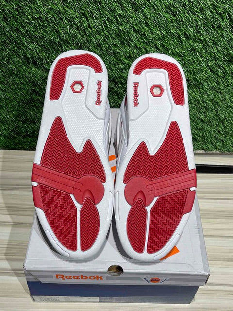 Reebok Pump Omni Zone II White Vector Red Sz 10.5M