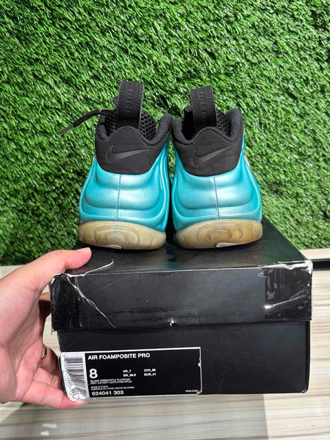 Air Nike Foamposite Pro Island Green Sz 8M