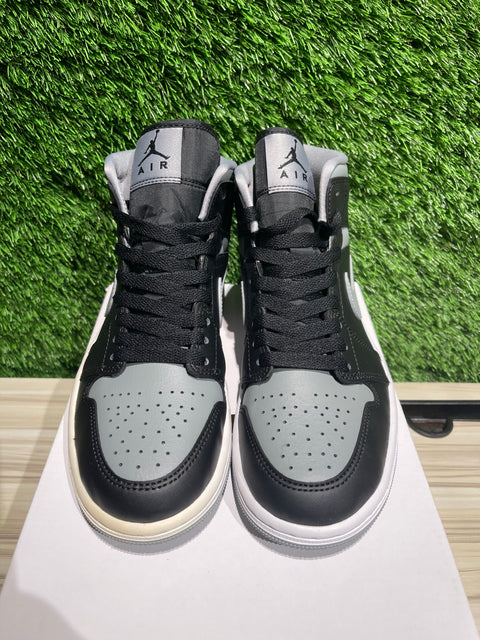 Jordan 1 Mid Shadow (Women's) Sz 5M/6.5W