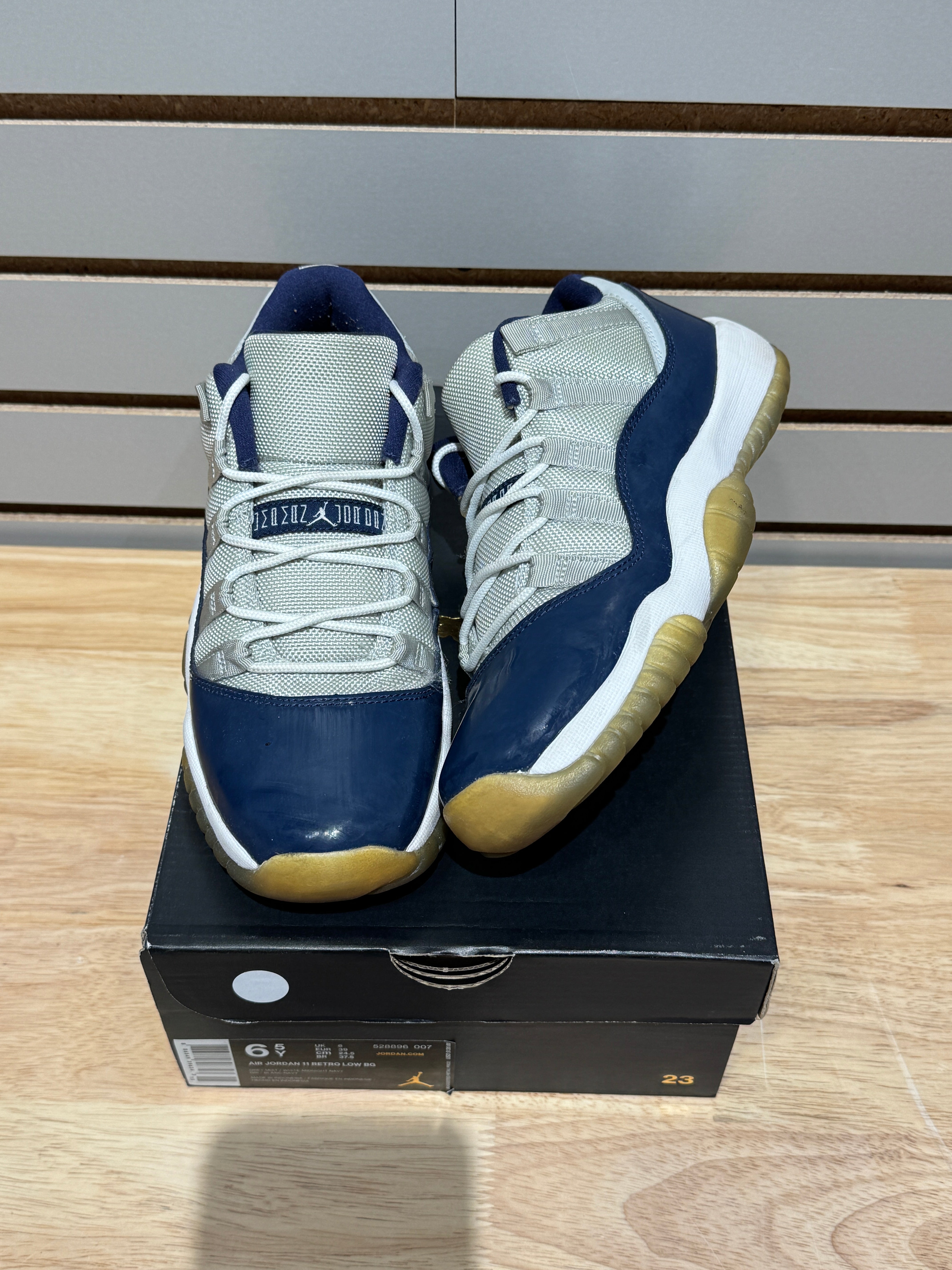 Jordan 11 Retro Low Georgetown (GS) Sz 6.5Y – Sneak City