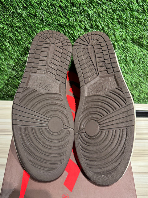 Jordan 1 Retro Low OG SP Travis Scott Mocha Sz 10M