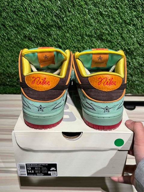Nike SB Dunk Low Rodeo Tourmaline Sz 13M
