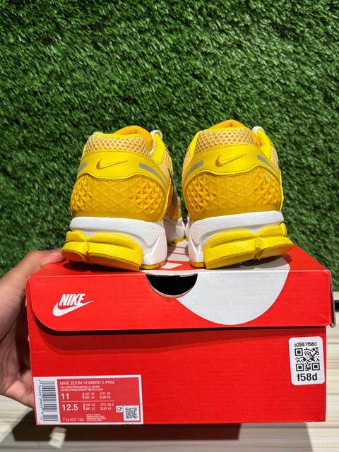 Nike Zoom Vomero 5 Yellow Ochre Sz 11