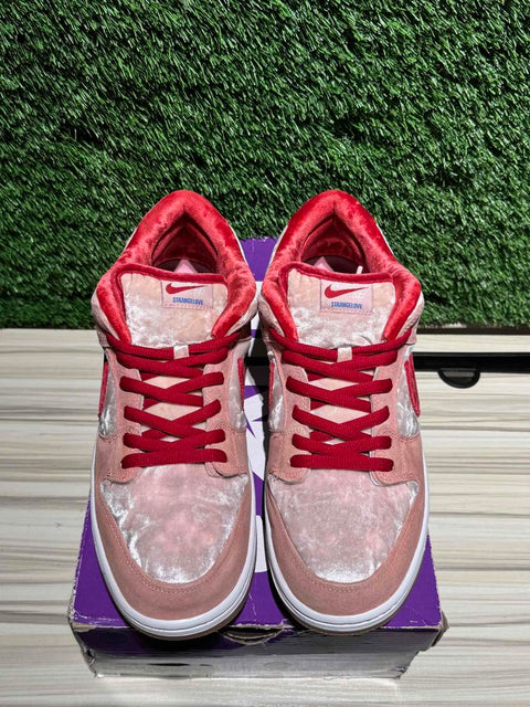 Nike SB Dunk Low StrangeLove Skateboards Sz 13M