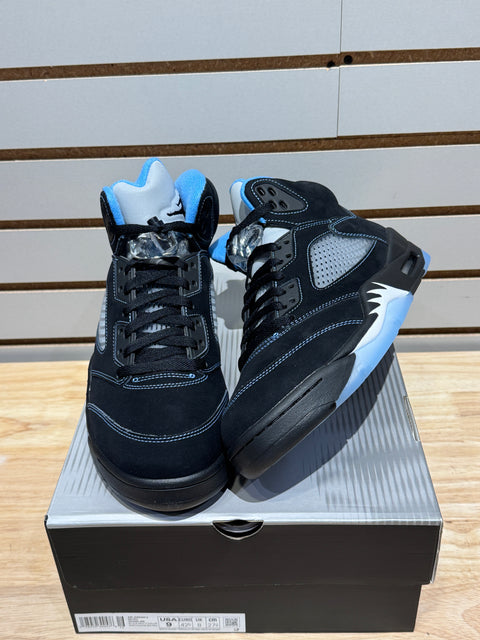 Jordan 5 Retro Black University Blue (2026) Sz 9M