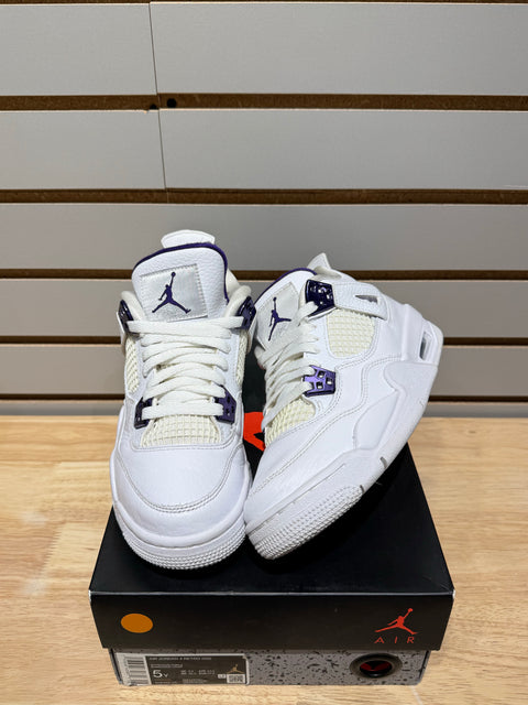 Jordan 4 Retro Metallic Purple (GS) Sz 5Y)