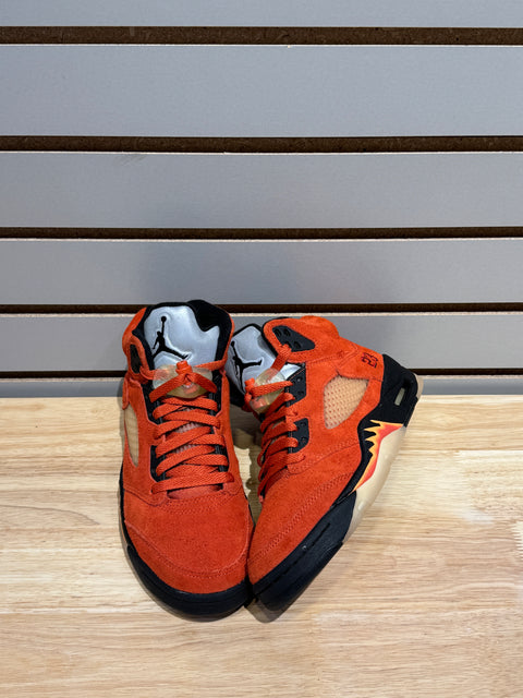 Jordan 5 Retro Dunk on Mars (Women's) Sz 6W/4.5M