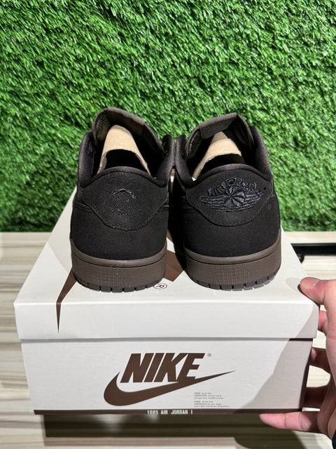 Jordan 1 Retro Low OG SP Travis Scott Velvet Brown