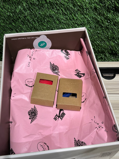 Jordan 1 Retro Low OG SP Travis Scott Canary (Women's) Sz 7M/8.5W