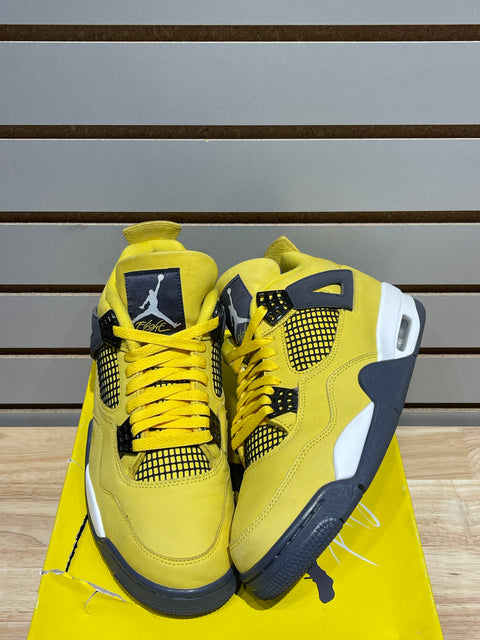 Jordan 4 Retro Lightning (2021) Sz 9.5