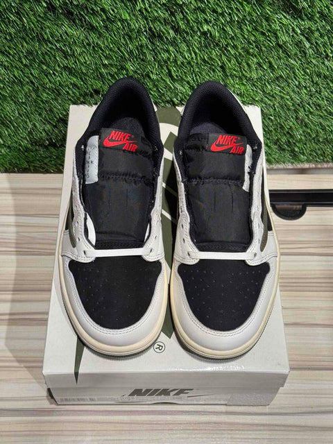 Jordan 1 Retro Low OG SP Travis Scott Olive (Women's) Sz 7.5W/6M