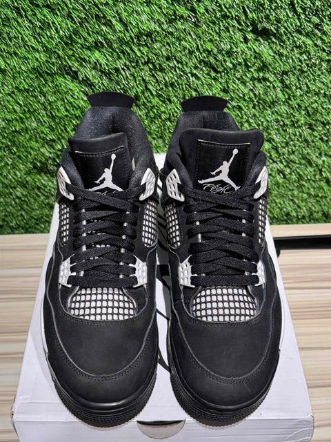 Jordan 4 Retro White Thunder Sz 10M