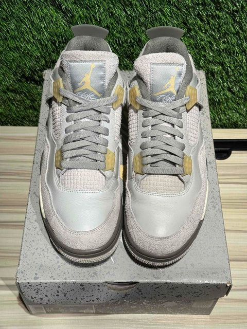 Jordan 4 Retro SE Craft Photon Dust Sz 9.5M