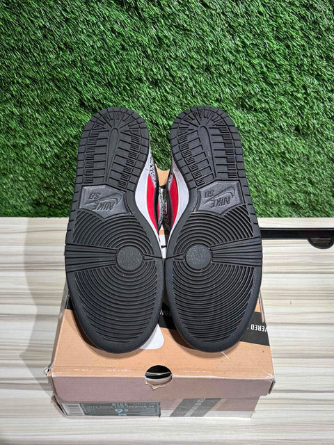 Nike SB Dunk Low Supreme Red Cement (2012) Sz 9.5M,.