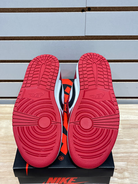 Jordan 1 Retro Low OG Chicago (2025) Sz 8.5