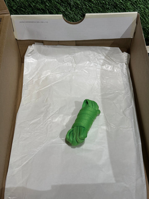 Nike SB Dunk Low The Powerpuff Girls Buttercup Sz 9.5