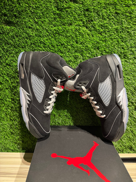 Jordan 5 Retro OG Black Metallic Reimagined Sz 9.5M.