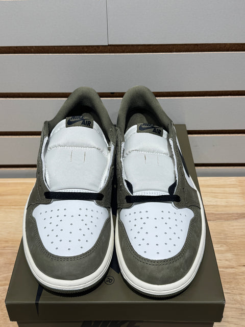 Jordan 1 Retro Low Medium Olive Sz 9.5