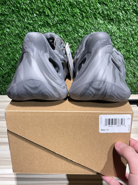 adidas Yeezy Foam RNR MX Granite