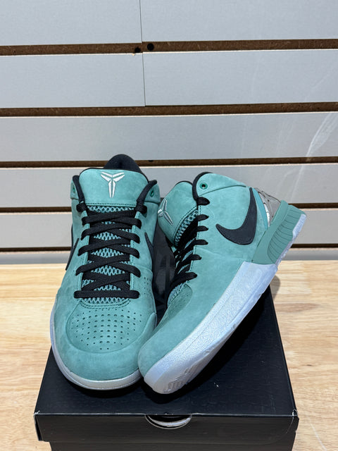 Nike Kobe 4 Protro Girl Dad Sz 8