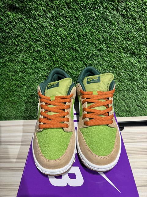 Nike SB Dunk Low Escargot Sz 10