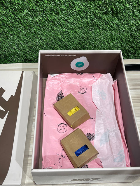 Jordan 1 Retro Low OG SP Travis Scott Canary (Women's) Sz 6M/7.5W