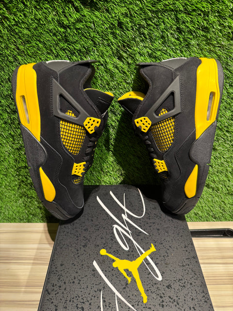 Jordan 4 Retro Thunder (2023) Sz 9.5M
