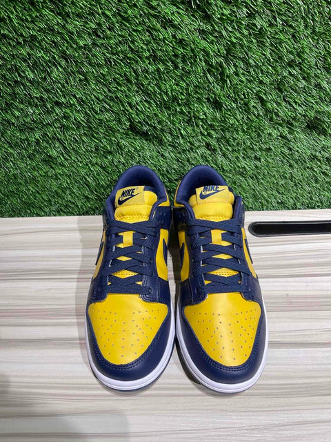 Nike Dunk Low Michigan (2021) Sz 6M/7.5W