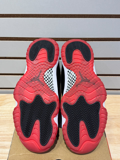 Jordan 11 Retro Playoffs Bred (2019) Sz 10.5