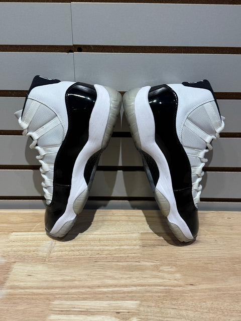 Jordan 11 Retro Concord (2018) Sz 9