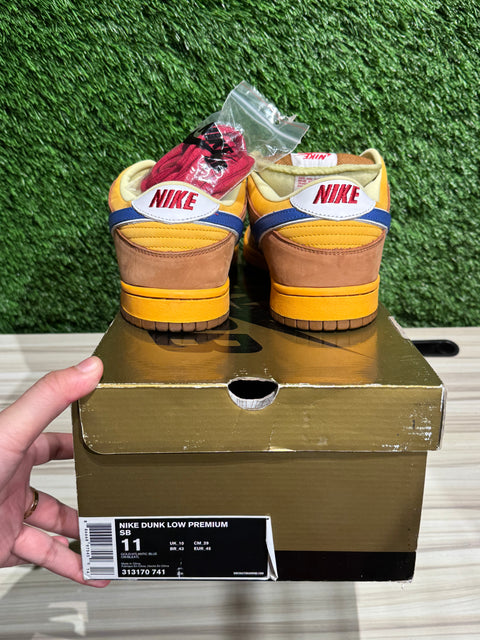 Nike SB Dunk Low Newcastle Brown Ale Sz 11