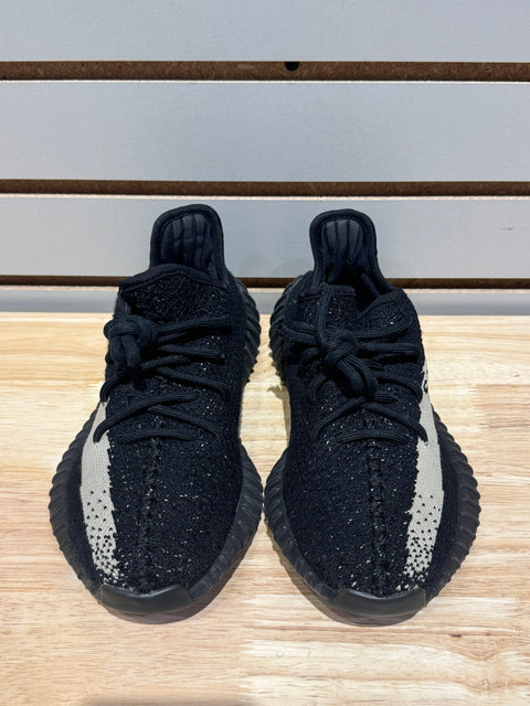 adidas Yeezy Boost 350 V2 Core Black White Sz 4