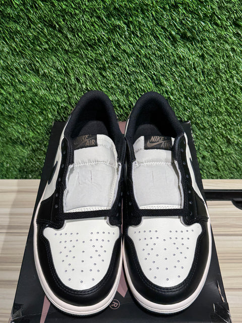 Jordan 1 Retro Low OG Mocha Sz 8