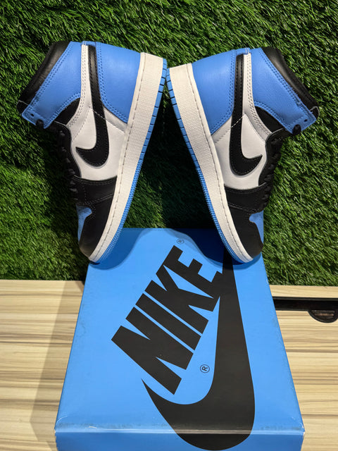 Jordan 1 Retro High OG UNC Toe (GS) Sz 4Y