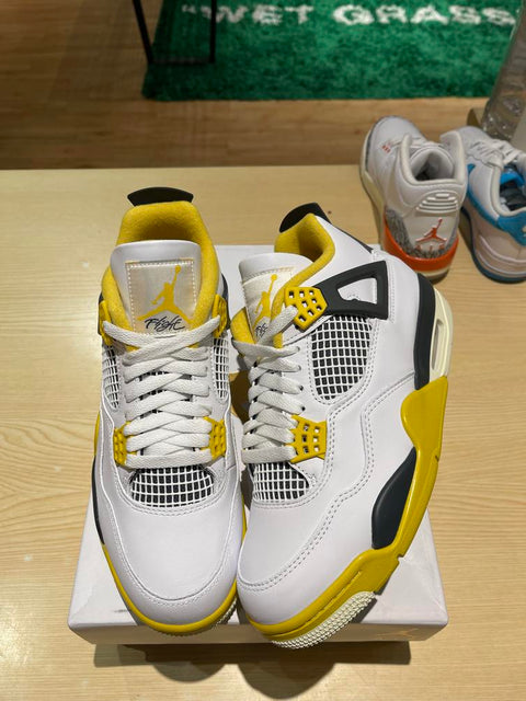 Jordan 4 Retro Vivid Sulfur (Women's)