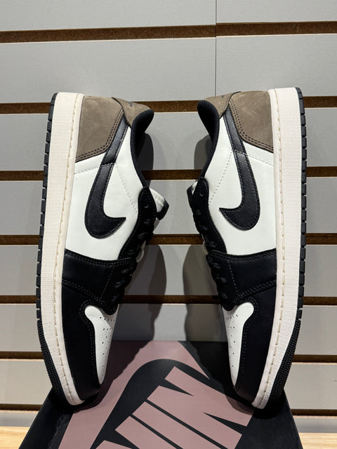 Jordan 1 Retro Low OG Mocha Sz 12