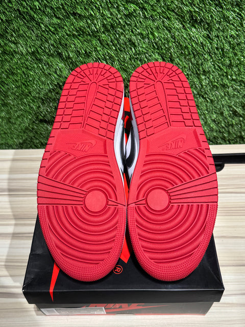 Jordan 1 Retro Low OG Black Toe (2023) Sz 10