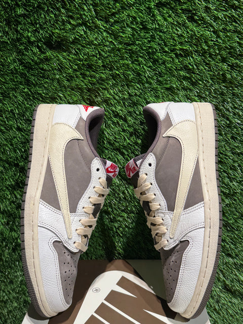 Jordan 1 Retro Low OG SP Travis Scott Reverse Mocha