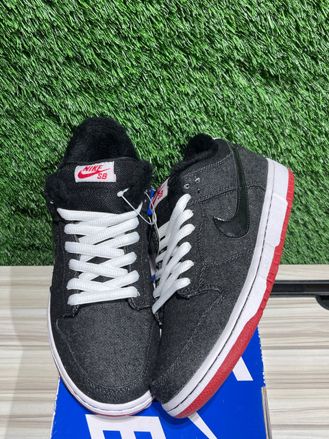 Nike SB Dunk Low Larry Perkins Sz 8M