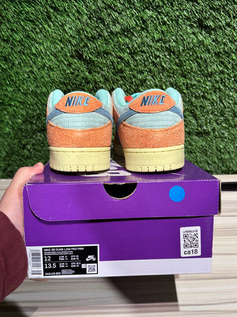 Nike SB Dunk Low Orange Emerald Rise Sz 12M