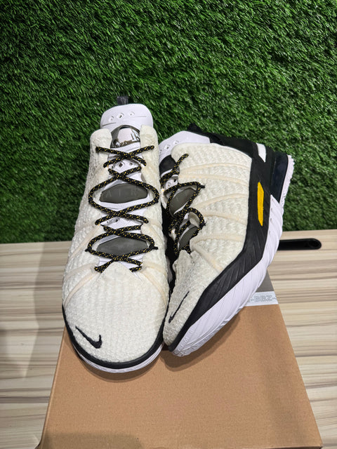 Nike LeBron 18 Lakers Home Sz 12M