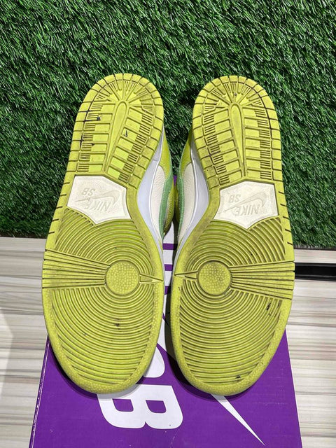 Nike SB Dunk Low Green Apple Sz 11M,