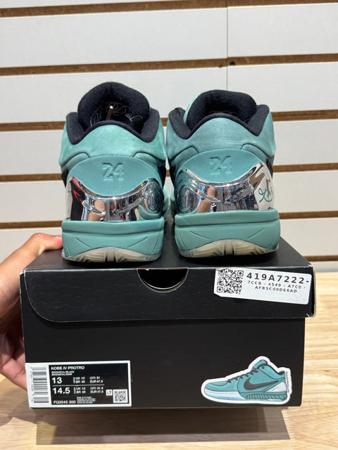 Nike Kobe 4 Protro Girl Dad Sz 13