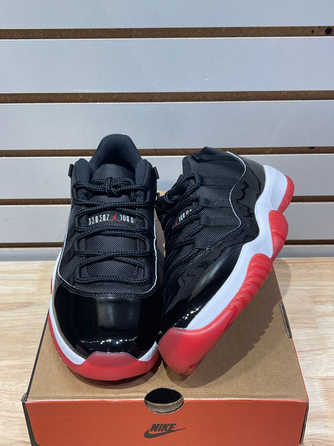 Jordan 11 Retro Low Bred (2025) Sz 10