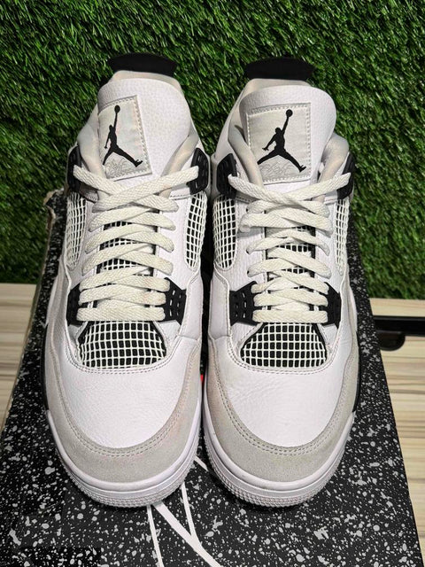 Jordan 4 Retro Military Black Sz 11.5.