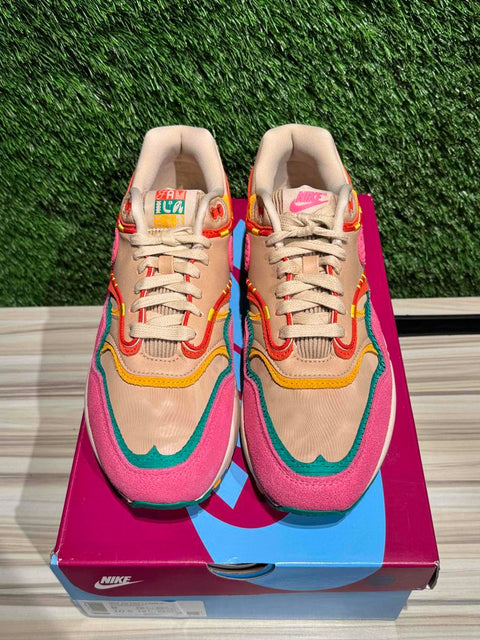 Nike Air Max 1 Familia Sz 9M