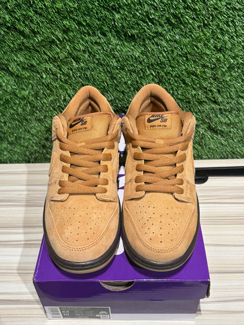 Nike SB Dunk Low Wheat Sz 8.5M